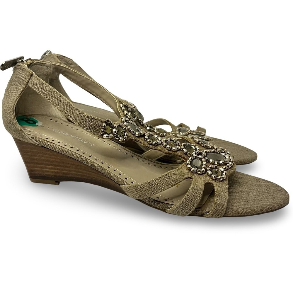 Adrienne Vittadini Natural Linen Jeweled Kitten Wedge Sandals Size 8
